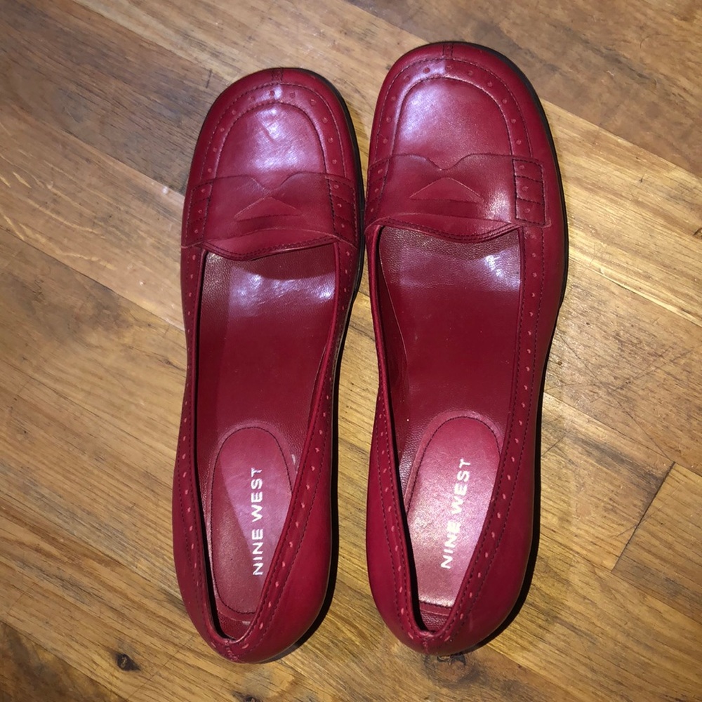 Nine West red shoes